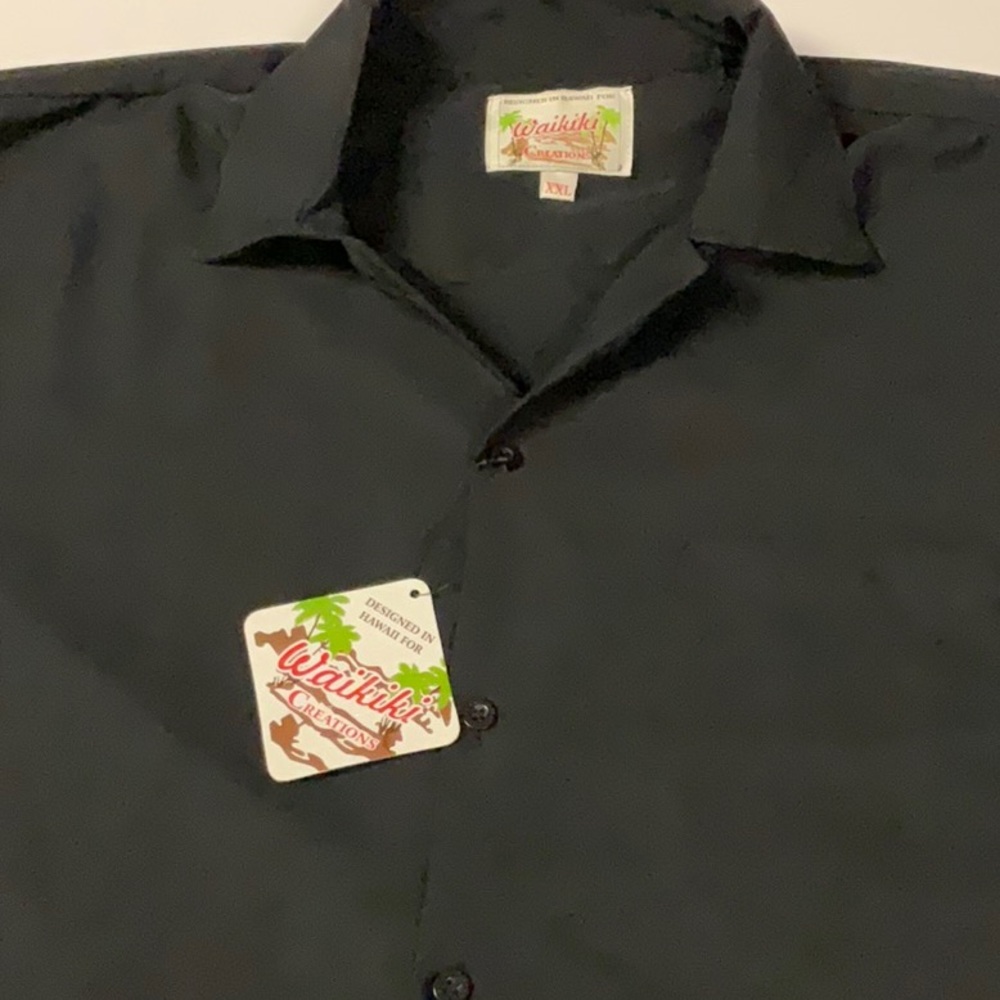 Hawaiian shirt. Cabana wear. Short sleeve dress shirt.